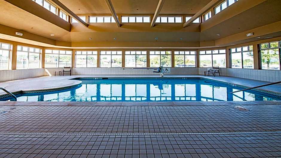 Holiday Inn Express Hotel & Suites Kansas City - Grandview By IHG