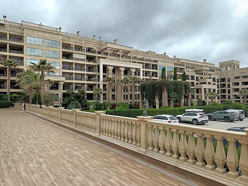 ЛУКСОЗЕН АПАРТАМЕНТ В 4 звезден хотел