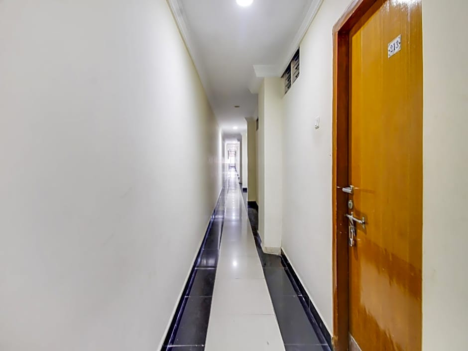 Hotel O Srinivasa Residency