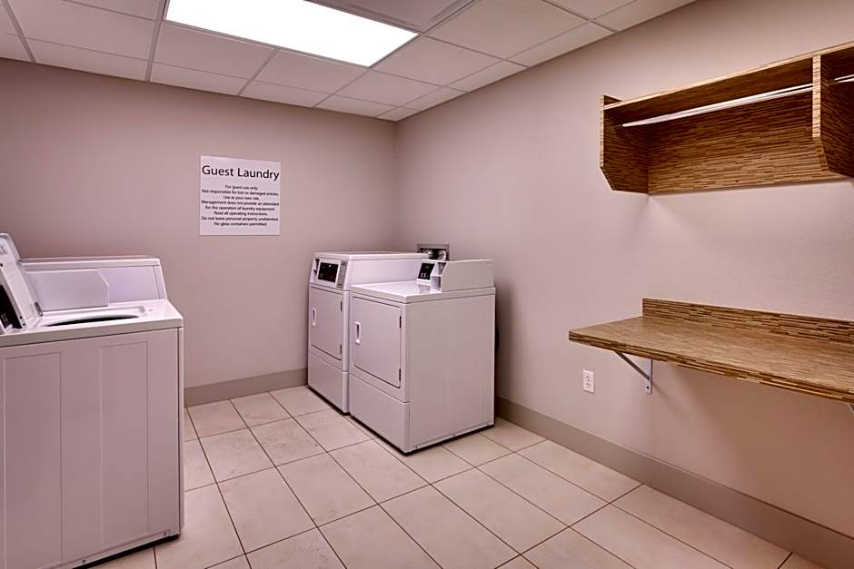Holiday Inn Express & Suites Phoenix West - Buckeye By IHG
