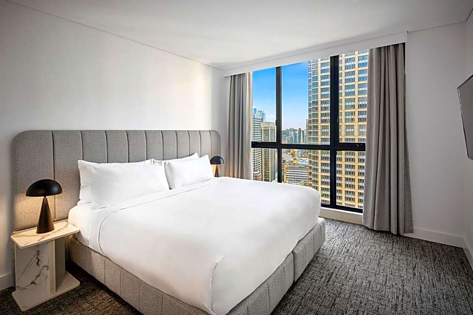 Meriton Suites Pitt Street, Sydney