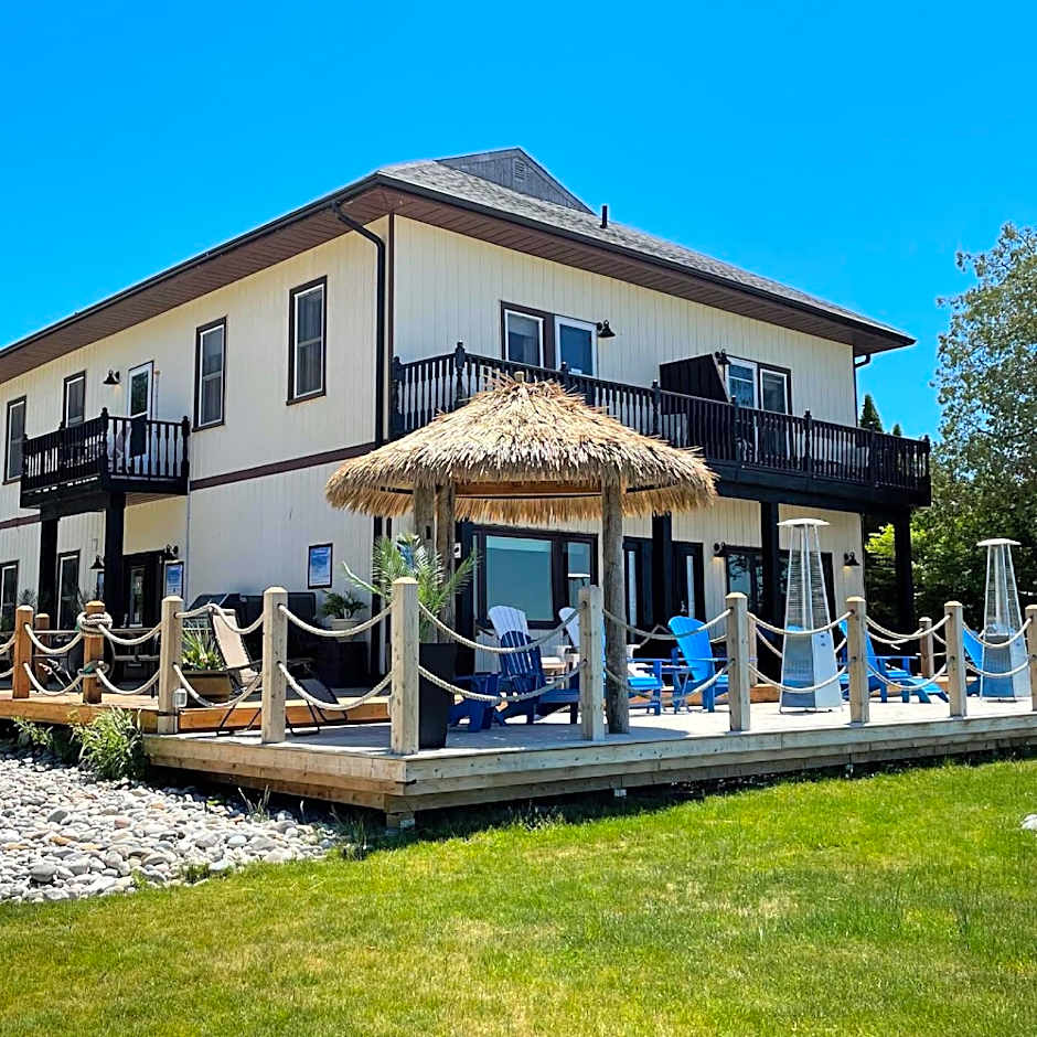 Paradise Inn On the Beach