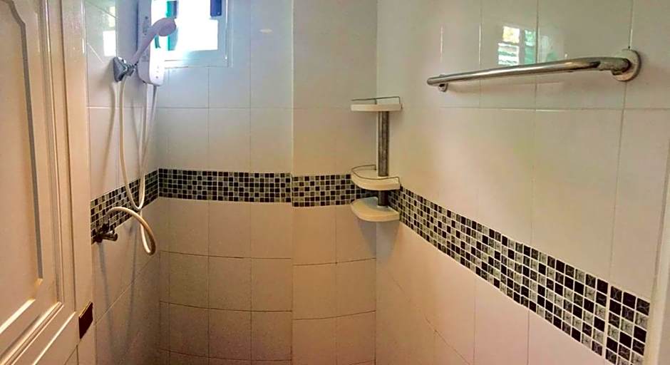 Blanco Beach Bar Hostel