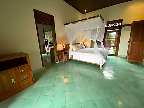 Family Room 2