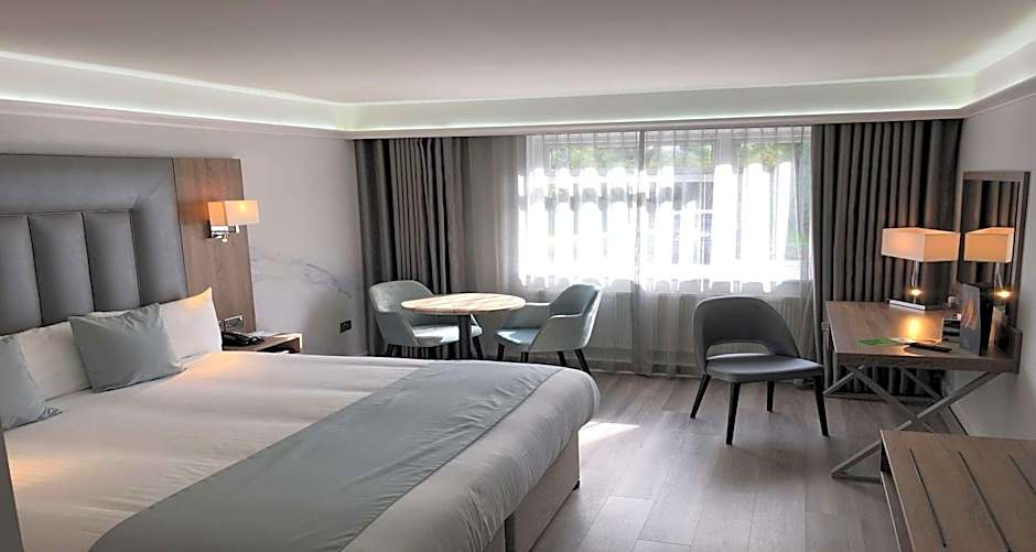 Best Western Premier Heronston Hotel & Spa