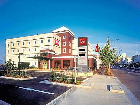 ibis Newcastle