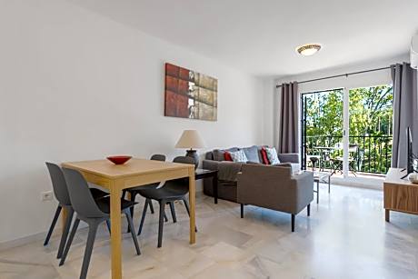 Bright flat with pool in La Cala de Mijas Ref 84