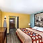 Super 8 by Wyndham Eddyville/Kuttawa