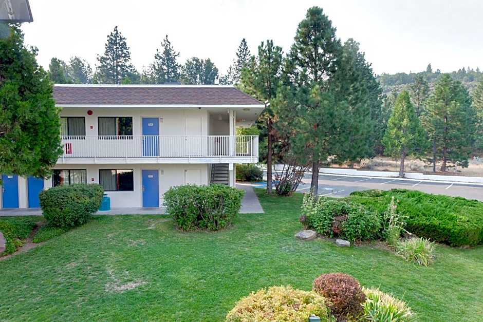 Motel 6 Weed - Mount Shasta