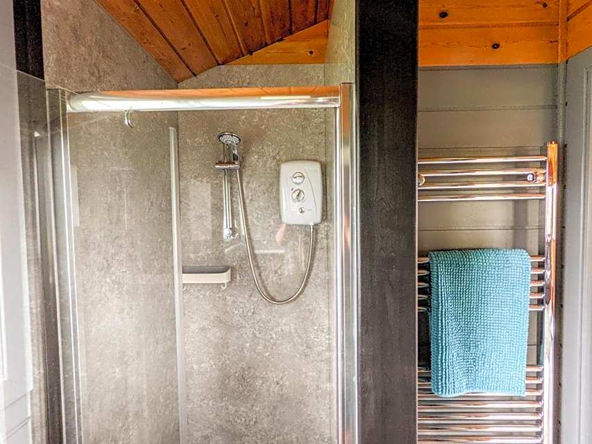 Avallon Lodges