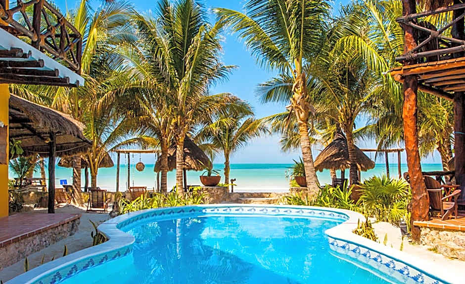 Holbox Dream Beachfront Hotel