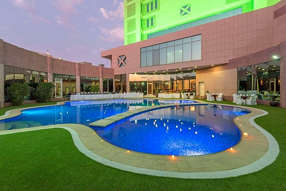 Ramada Al Qassim Hotel And Suites
