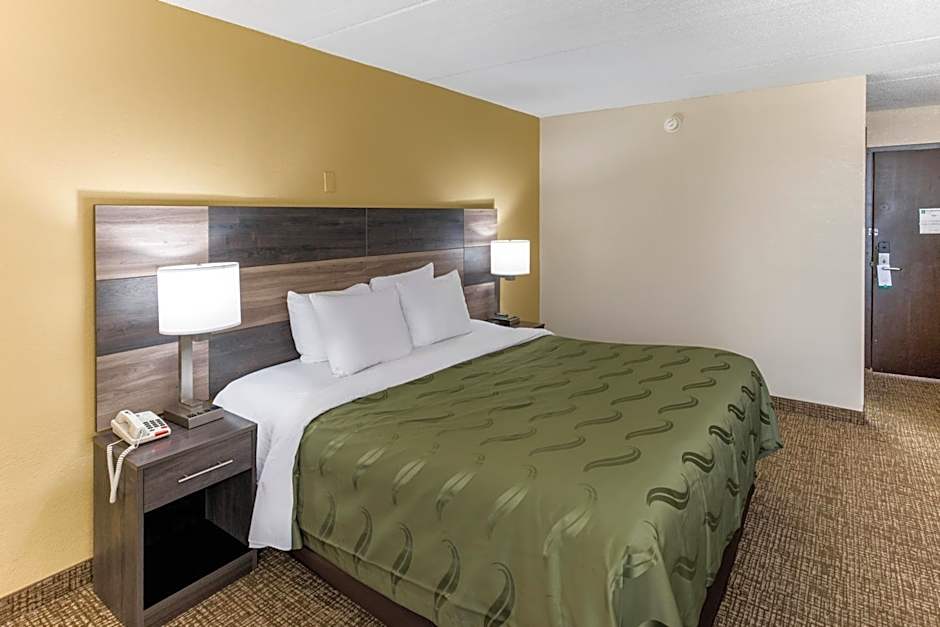 Quality Inn & Suites Plattsburgh
