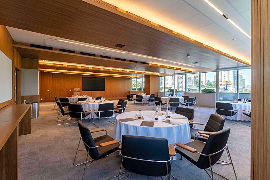 Golden Tulip Sao Jose Dos Campos