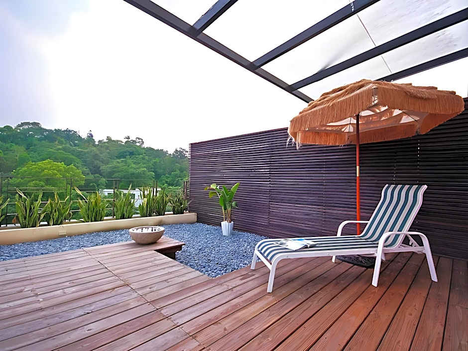 Sun Moon Lake Karuizawa Villa B&B