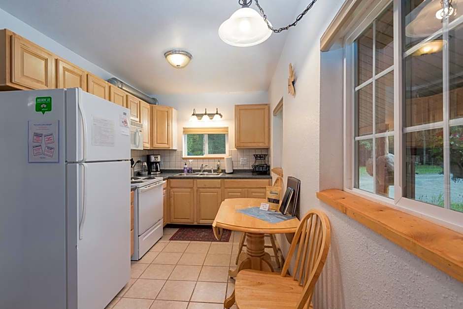 Hope's Hideaway, LLC