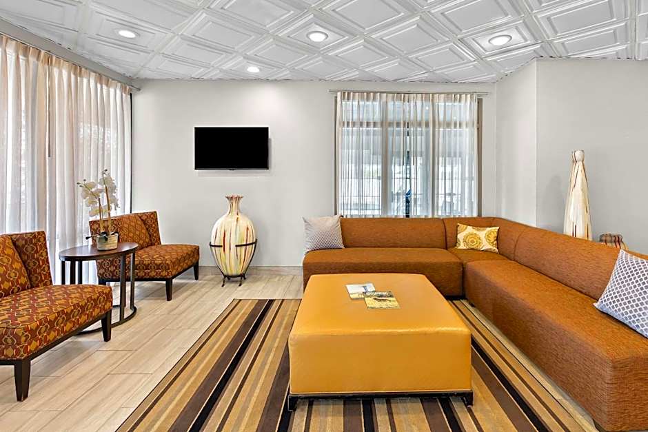 Best Western Knoxville Suites