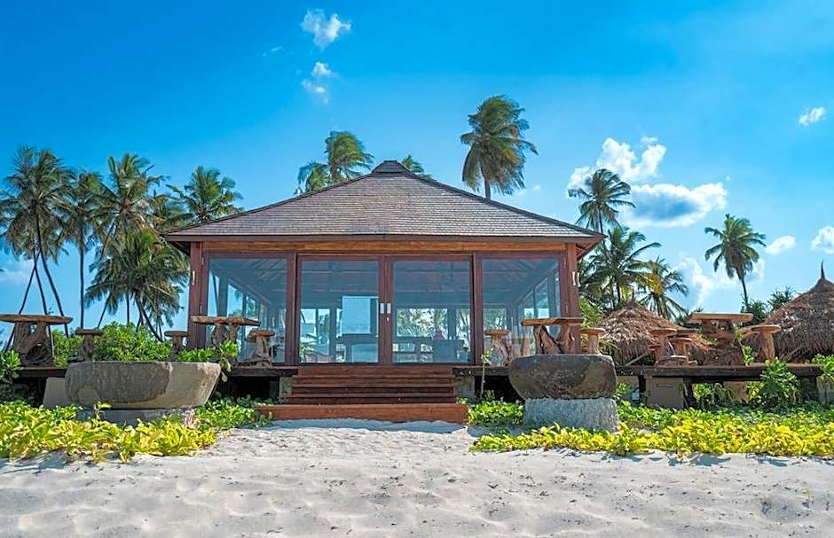 SENSATIONS Eco-Chic Hotel