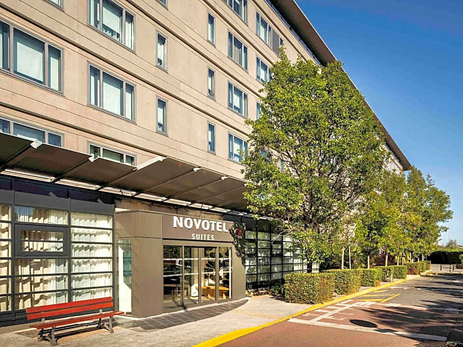 Novotel Suites Paris CDG Airport Villepinte