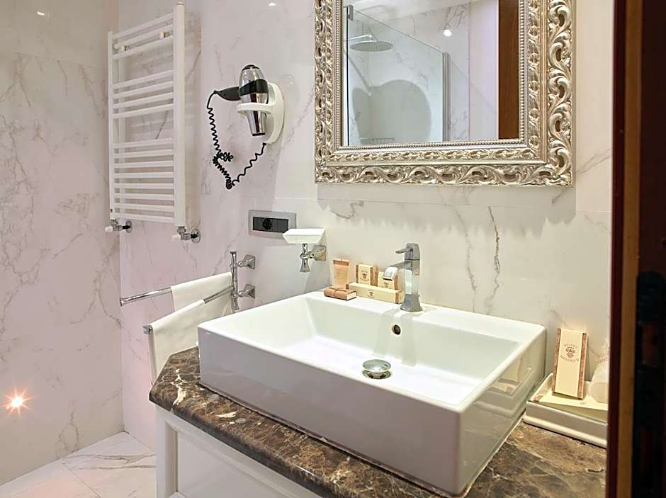 Hotel Niccolo' V - Terme dei Papi