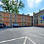 Media Inn & Suites
