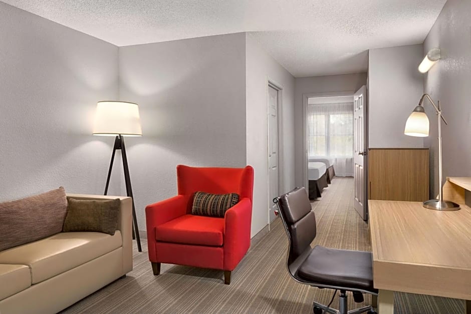 Country Inn & Suites by Radisson, Summerville, SC