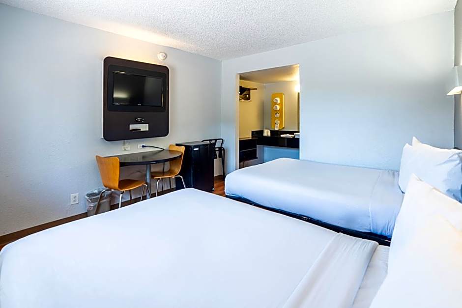 Motel 6-Pleasanton, CA