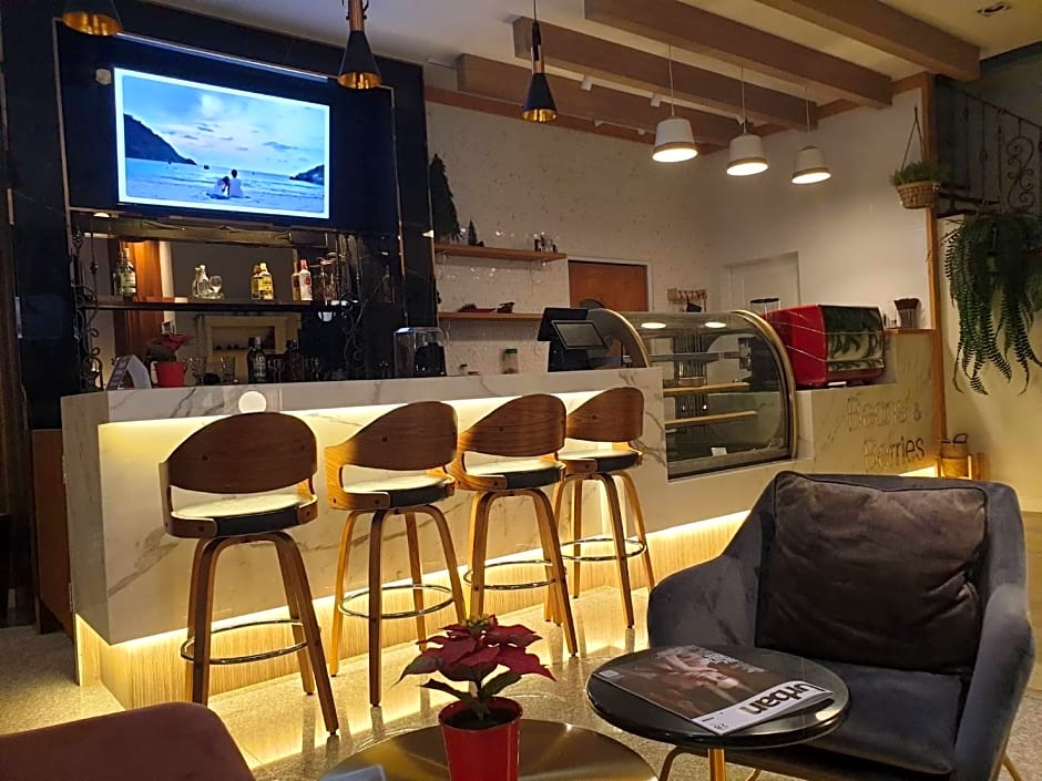 Western Grand Hotel Ratchaburi