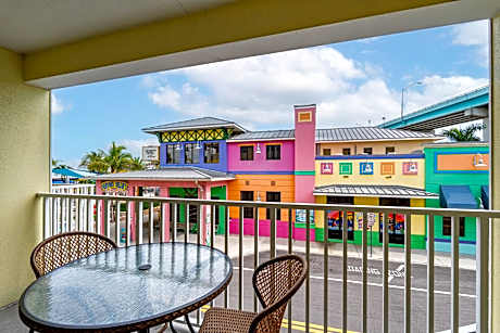 Harbour House at the Inn 208