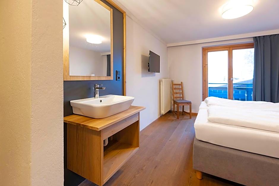 Hotel Pinzgauerhof - Inclusive Evening Dinner