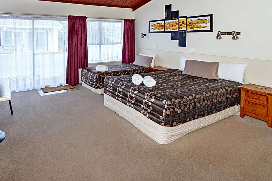 Tourist Court Motel