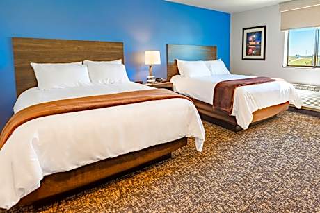 2 Queen With Recliner Hearing Impaired