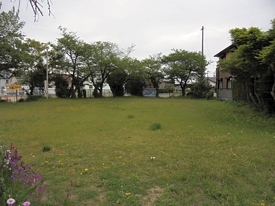 Mike's B&B Tokoname