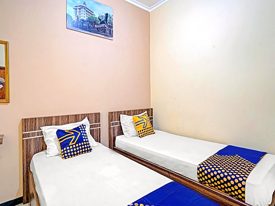 OYO 90622 Hotel Galaksi