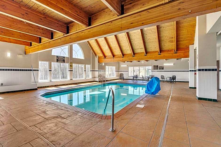 Sleep Inn & Suites near Spirit Mountain