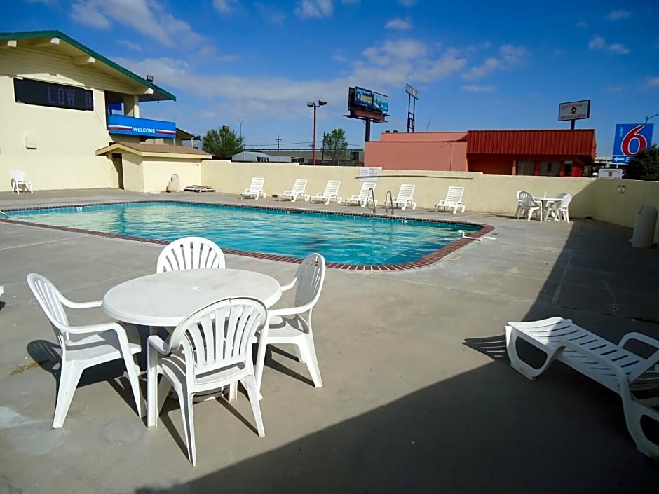 Motel 6 Amarillo, TX - West