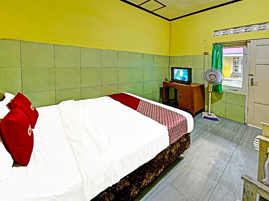 SPOT ON 91376 Hotel Bintang Flores