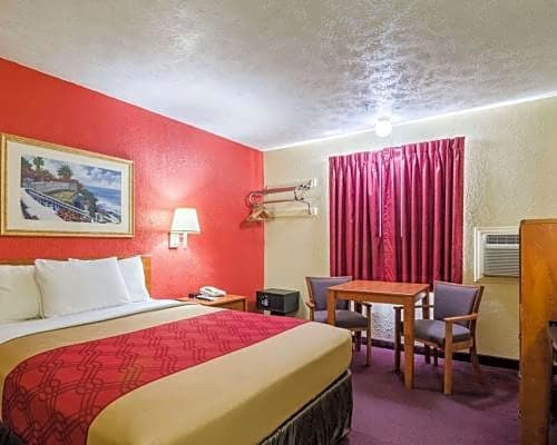 Econo Lodge Ottawa