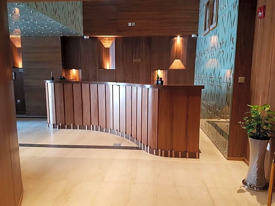 Al Mansour Plaza Hotel