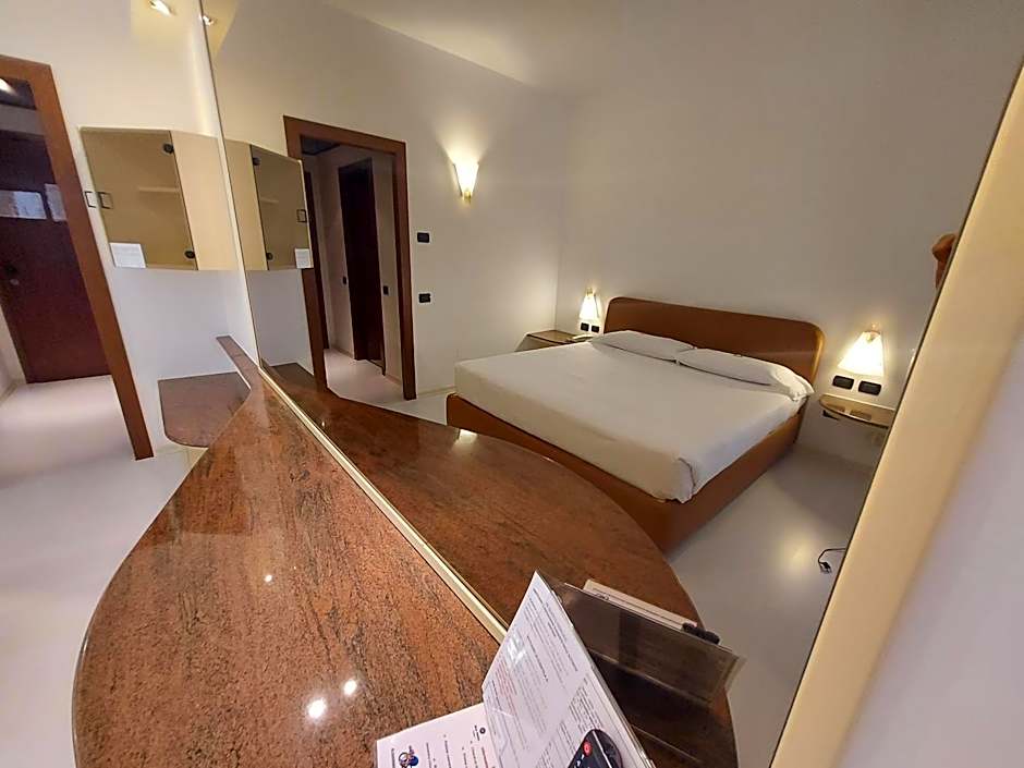 Blue Relais Maggiore