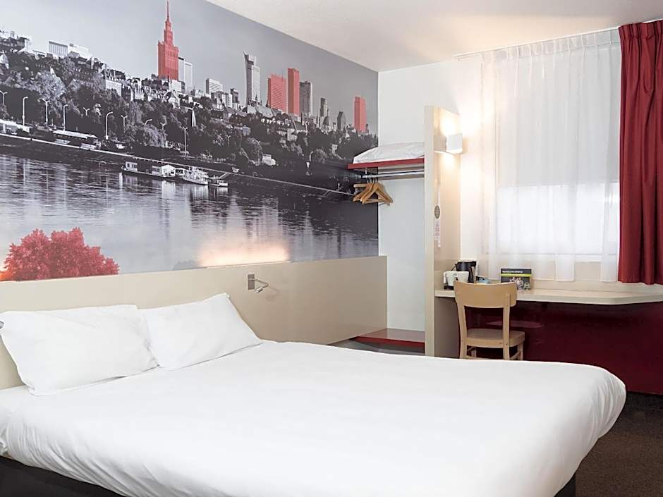 B&B Hotel Warszawa-Okęcie