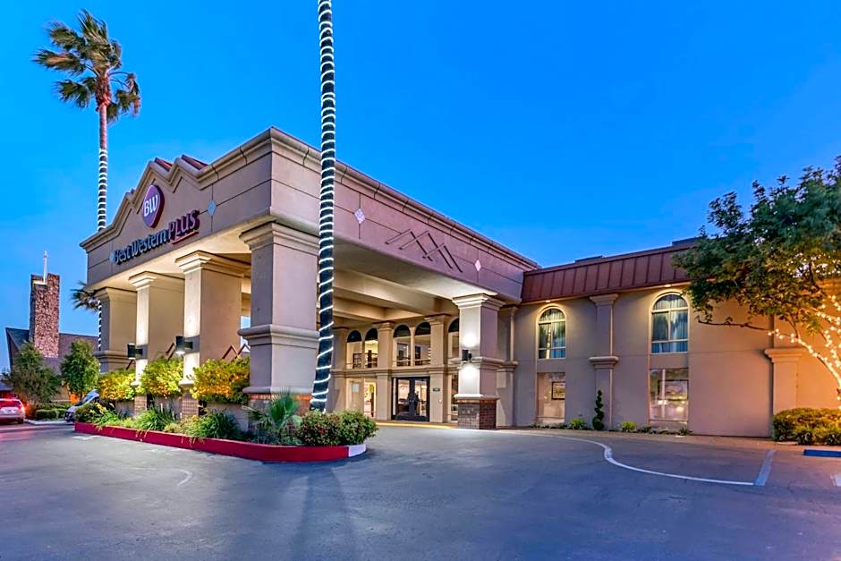 Best Western Plus Hilltop Inn