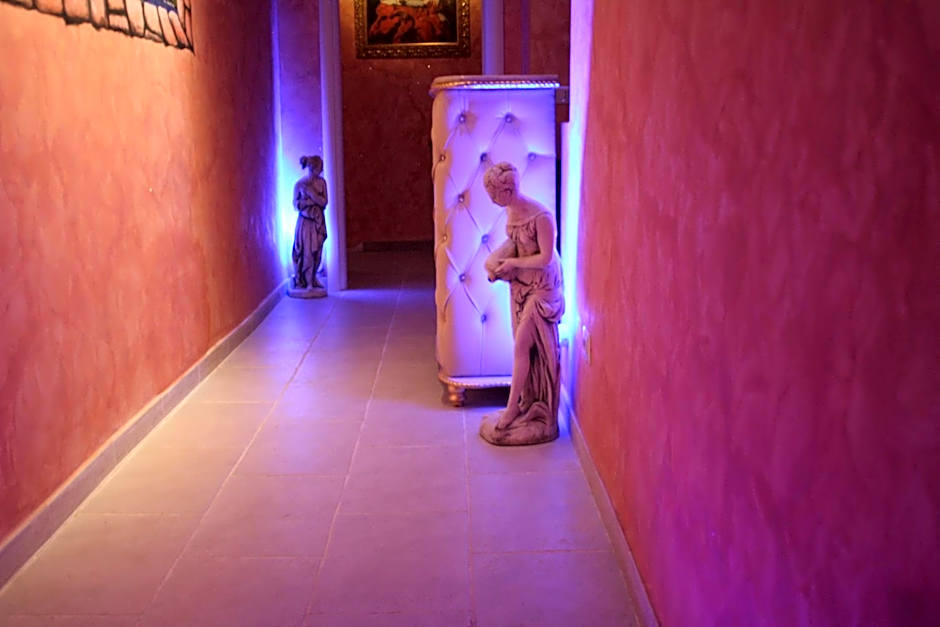 Pope's Suites