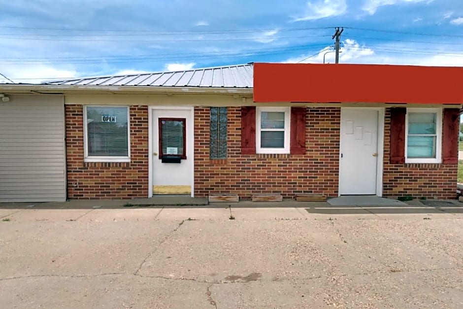 Love Hotels Murdo by OYO on Interstate 90