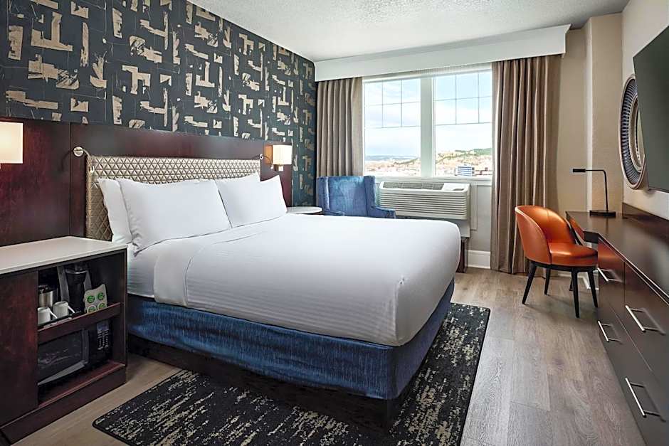 Hotel Alex Johnson Rapid City, Curio Collection by Hilton