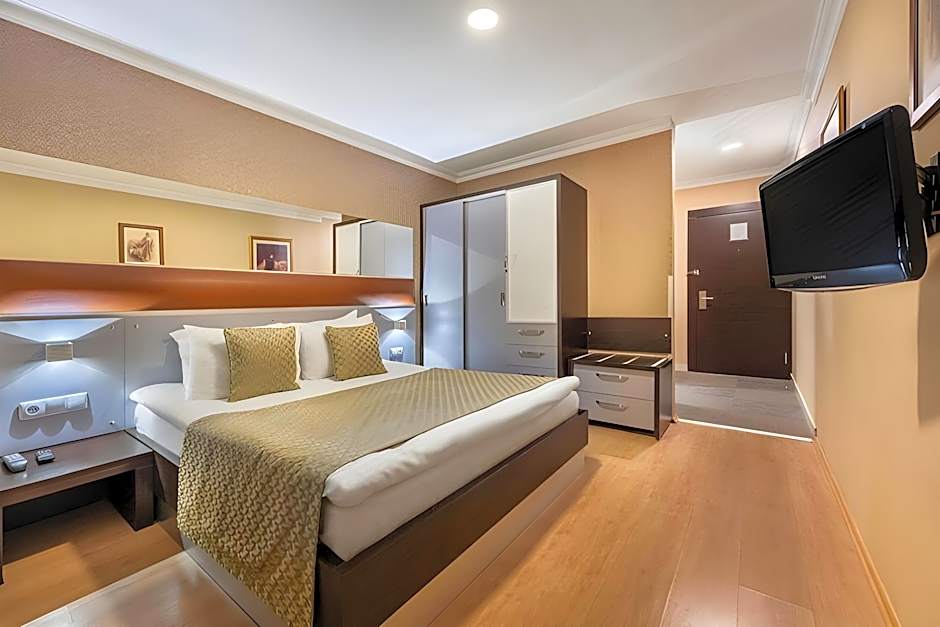 Tango Vibrant Living Hotel