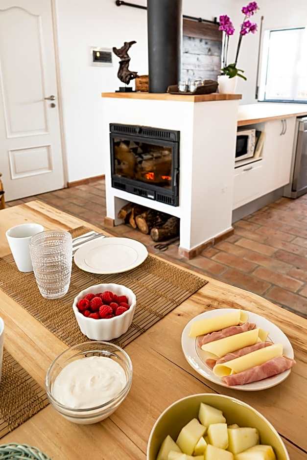 Almograve Beach Hostel