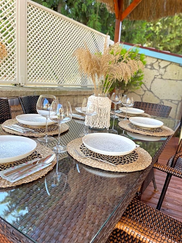 Ella Alaçatı Otel