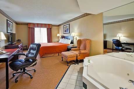 King Room with Spa Bath