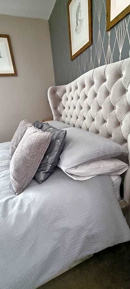 Anchor House 2 East Street Alford Lincolnshire LN13 9EQ